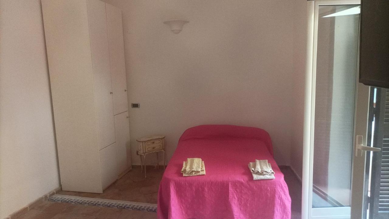 Il Giardino Nascosto Hotel Наполи Екстериор снимка